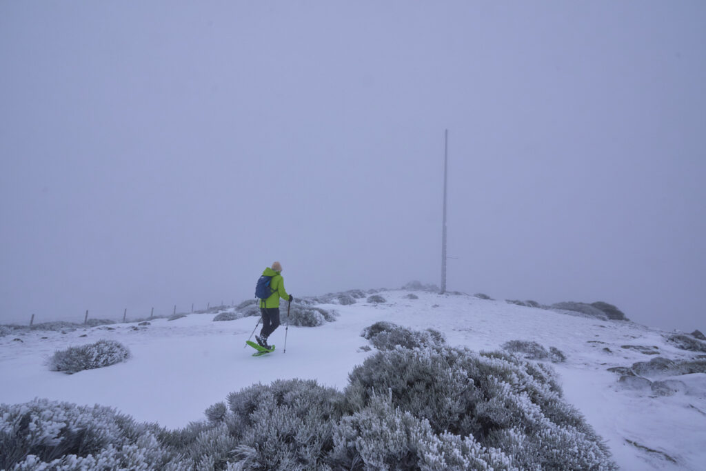RAQUETAS EN PE&Ntilde;A ZORRILO, CL&Aacute;SICA DEL INVIERNO